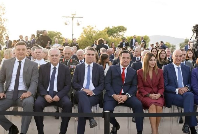 Χρίστος Δήμας στην Πνύκα: Η παρουσία στην ομιλία Ρούμπιο και ο Κάθετος Διάδρομος